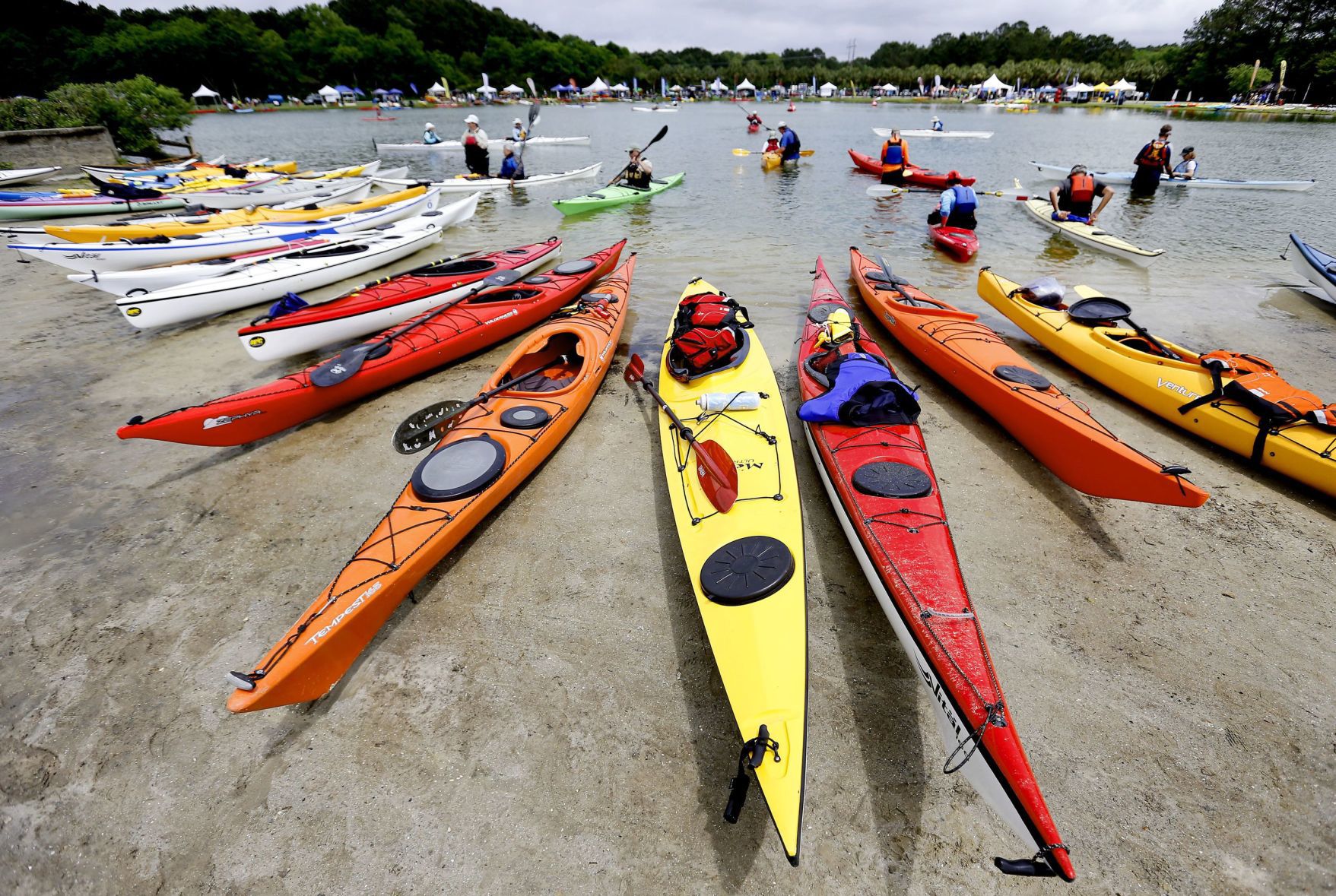 kayaks long shot